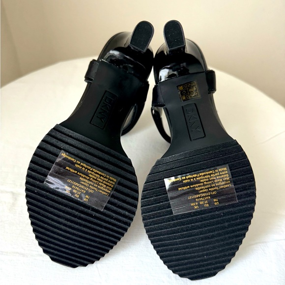 DKNY Bayli Sandal Size 7 Black Satin/Leather - Picture 8 of 8